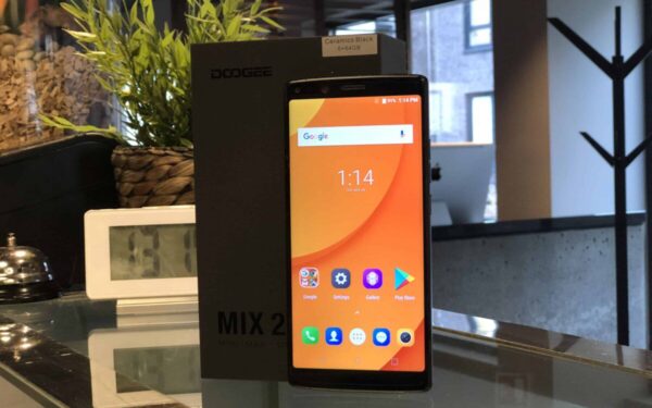 „Doogee Mix 2“ apžvalga