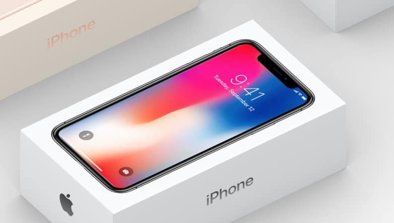 „Apple“ praėjusių metų pabaigoje pardavė beveik 30 mln. „iPhone X“ modelių