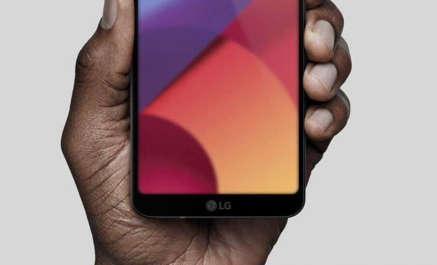 Pasirodė galimai naujojo „LG G7“ telefono priekinės panelės nuotrauka