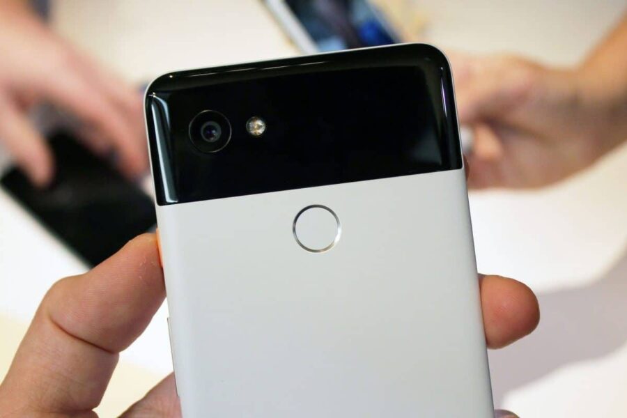 „Google“ telefonų pardavimai išaugo dvigubai, „Essential“ patyrė fiasko