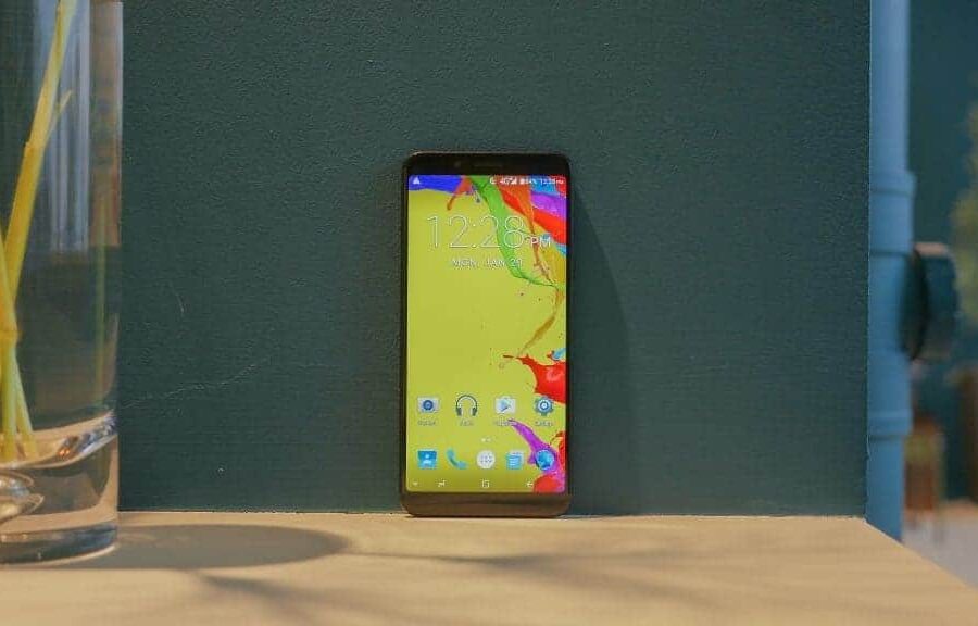 „Umidigi One“ išsiskirs „iPhone X“ stiliaus nugarėle ir palaikomais LTE dažnaiais