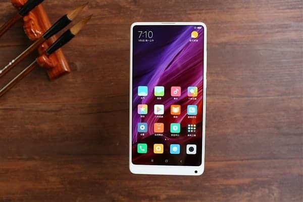 „Xiaomi Mi Mix 2S“ galimai slepiasi po kodu „Polaris“