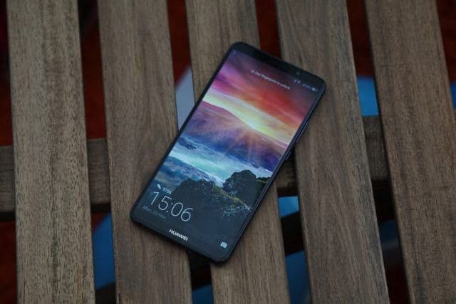 „Huawei Mate 11“ piršto atspaudo sensorius slėpsis po ekranu