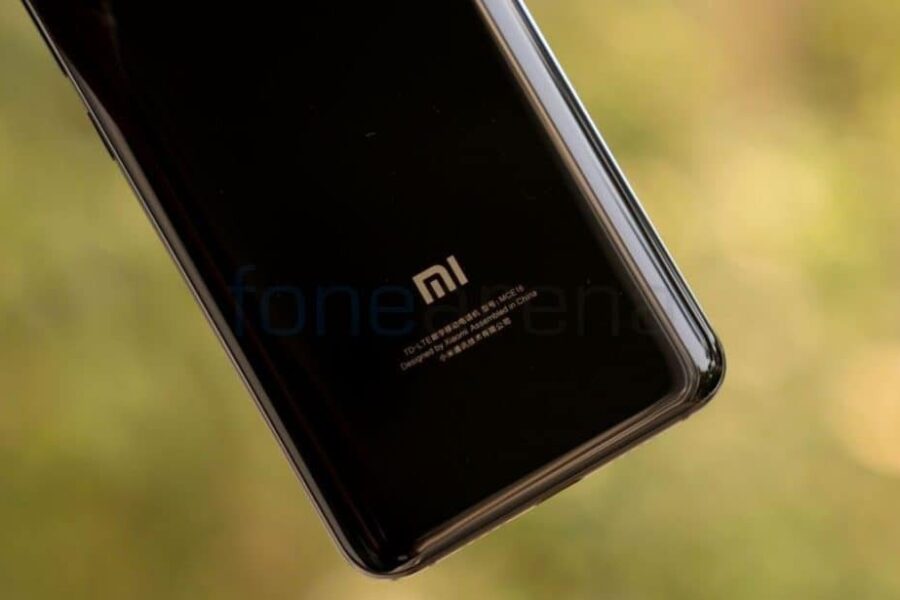 „Xiaomi Mi 7 Plus“ gali turėti pirštų antspaudų jutiklį ekrane