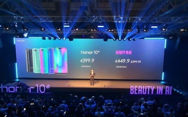 Londone pristatytas naujasis „Honor 10“ įrenginys