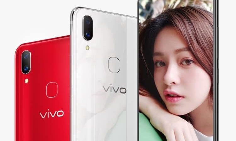 „Vivo“ pristatė telefoną, kurio ekranas dengia 90% priekinės dalies