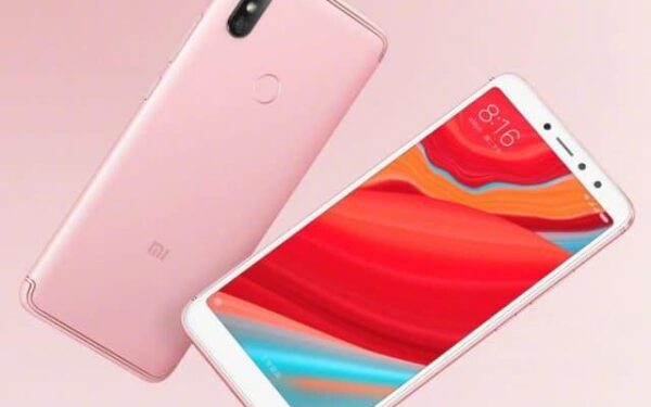 „Xiaomi“ pristatė asmenukėms fotografuoti skirtą „Redmi S2“