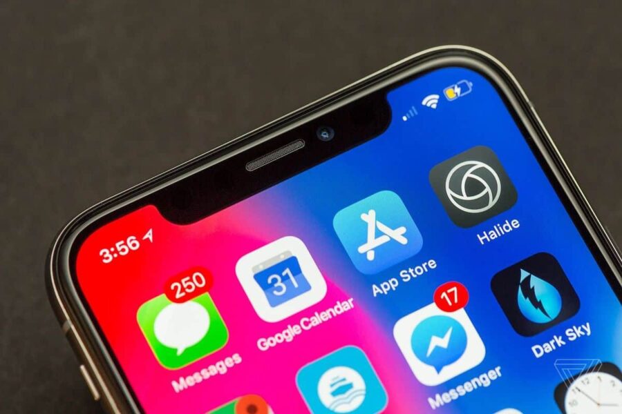 „Apple“ šalina kripto valiutų kasimo programėles iš „App Store“