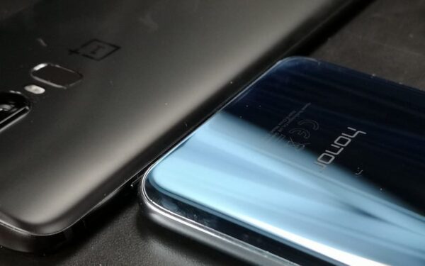 Nuomonė: ar rinkoje atsirado rimtas konkurentas „flagmanų žudiku“ vadinamam „OnePlus 6“?