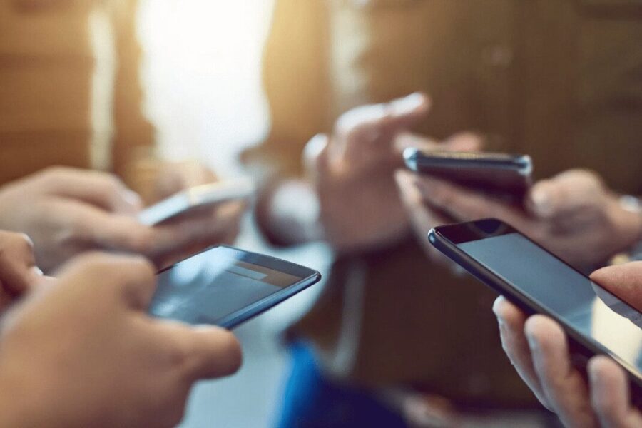 Išmaniųjų telefonų gamintojų pavadinimai – ką jie reiškia?