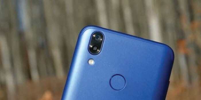 Pasirodė ir pirmieji reklaminiai „Xiaomi Mi A2“ plakatai
