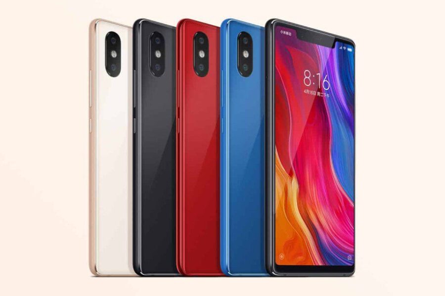 „Xiaomi“ pristatė padidintos talpos „Mi 8 SE“ ir „Redmi Note 5“ modelius