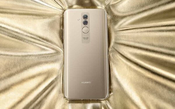 Naujasis „Huawei Mate 20 lite“ – su dirbtiniu intelektu ir keturiomis kameromis