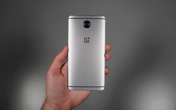 „Android 9.0 Pie“ pasieks ir trečios bei penktos serijos „OnePlus“ telefonus