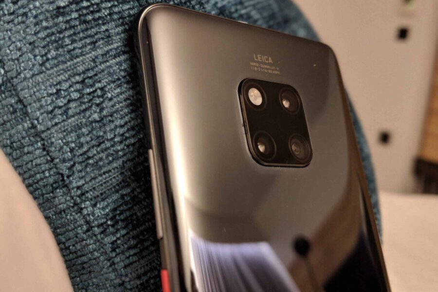 „Telia“ pradeda išankstinę prekybą „Huawei Mate 20 Pro“