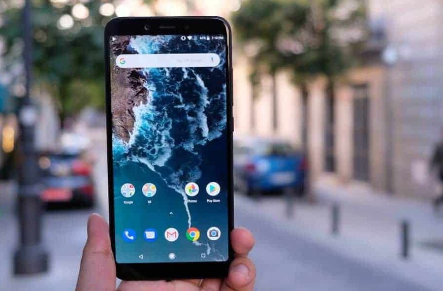 TOP 5 geriausi kiniški išmanieji telefonai iki 250 eurų – 2018 lapkritis
