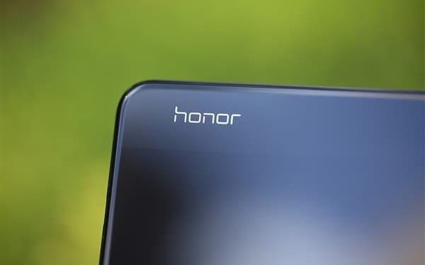 „Honor  V20“ ir „Honor 11“ pasirodys 2019 metų pirmoje pusėje