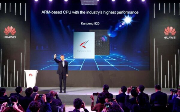 „Huawei“ naujiena duomenų apdorojimą kilstels į neregėtas aukštumas