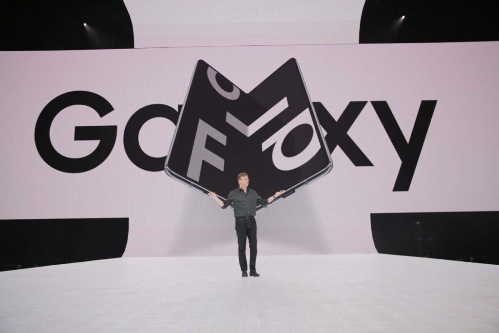 Samsung Galaxy Fold telefonas.