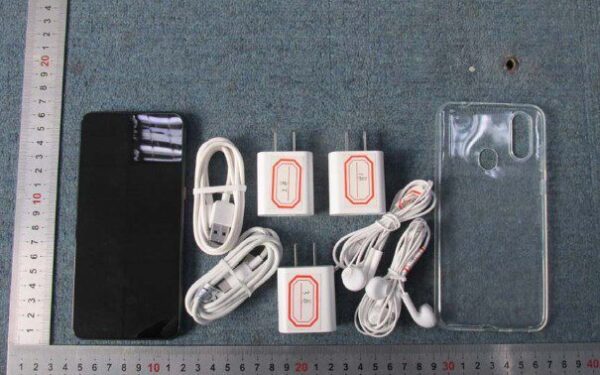 Pasirodė realios naujo ZTE išmaniojo nuotraukos ir galimos specifikacijos