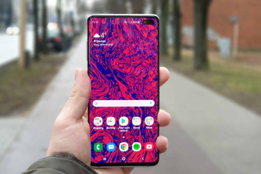 „Samsung Galaxy S10+” apžvalga