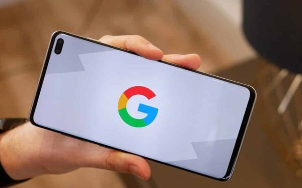 „Google Pixel 4“ gali turėti „Galaxy S10“ tipo išpjovą priekinėms kameroms