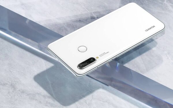 Lietuvoje pristatytas naujasis „Huawei P30 Lite“ (Video)