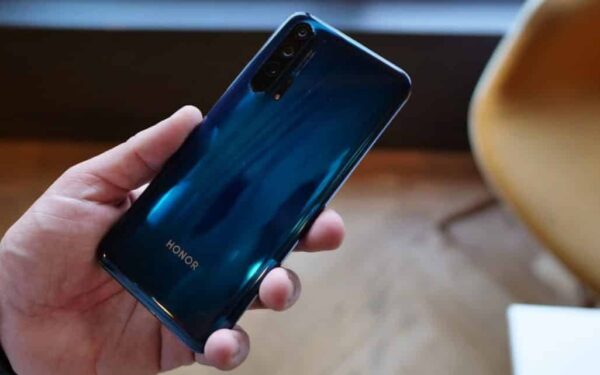 Londone pristatyti naujieji „Honor 20“ ir „Honor 20 Pro“