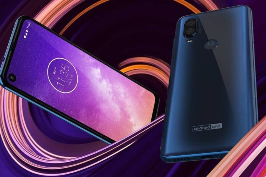 „Motorola“ pristatė naująjį „One Vision“ modelį su 48 MP pagrindine kamera