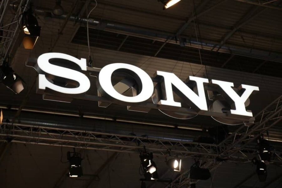 „Sony” ruošia telefoną su sulankstomu ekranu