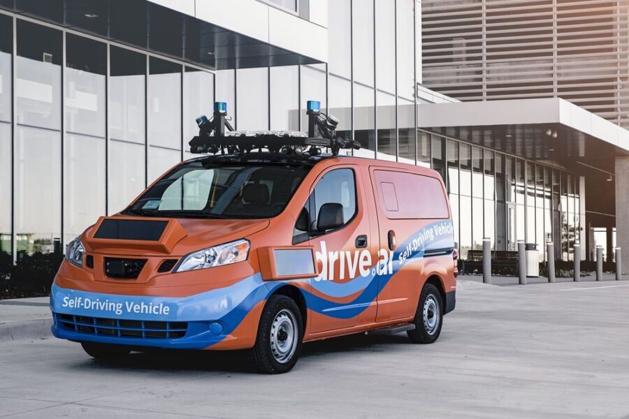 „Apple” perka autonominių automobilių startuolį: kurs savo?