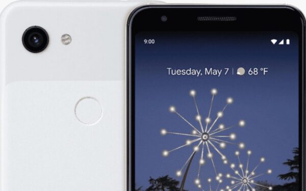 „Google“ netikėtai nusprendė atskleisti „Pixel 4“ nugarėlės dizainą