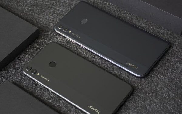 „Honor 9X“ planšetafonas pastebėtas ir Rusijos sertifikavimo tinkle