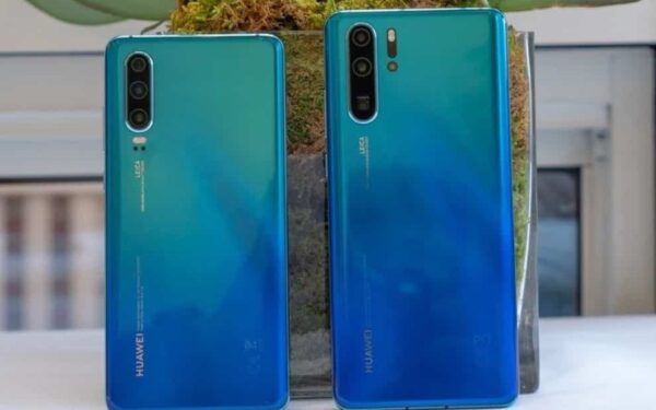 „Huawei“ paneigė gandus – telefonų gamyba vyksta įprastu režimu