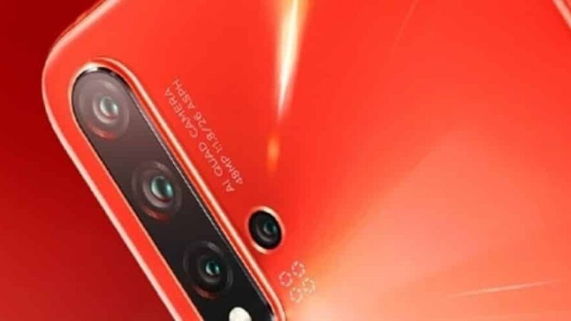 „Huawei“ pristatė du naujus flagmanus – „Nova 5“ ir „Nova 5 Pro“