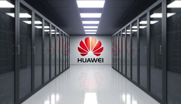 „Huawei“ vadovas patvirtino įspūdingai sumažėjusius telefonų pardavimus tarptautinėje rinkoje