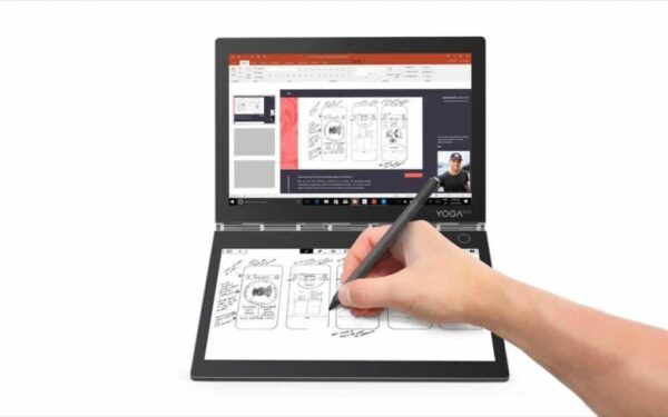 „Microsoft“ slapta pristatė „Surface Centaurus“ nešiojamą kompiuterį su dvigubu ekranu