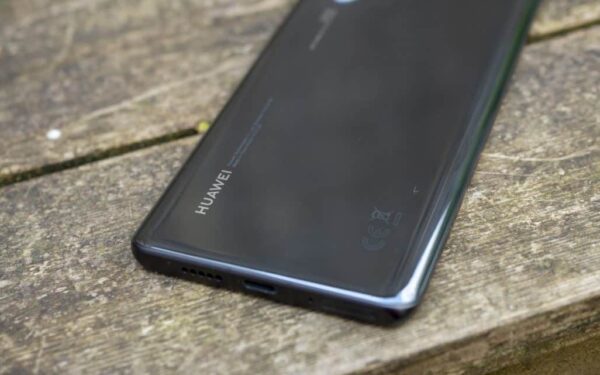 Aiškėja kaip Europoje vadinsis nauja „Huawei“ operacinė sistema