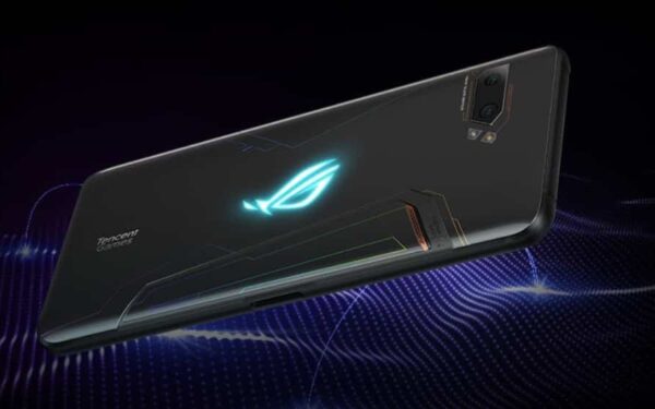 Naujasis „Asus ROG 2“ išmanusis sulaukė neįtikėtino populiarumo – Kinijoje rezervuotas įspūdingas kiekis telefonų