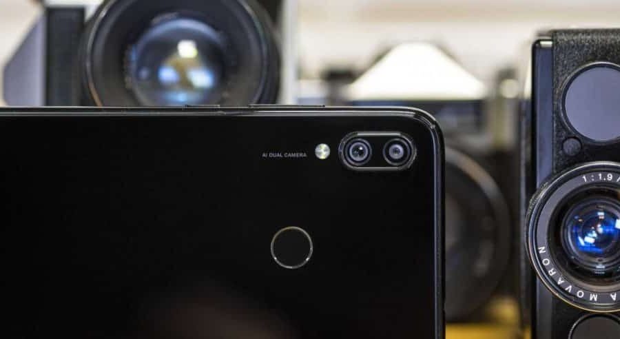 „Redmi“ ruošia telefoną su 64 MP kamera