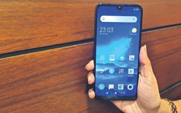 „Xiaomi Redmi 7“ kaina ir toliau krinta – dabar šis išmanusis kainuoja vos daugiau nei 100 eurų