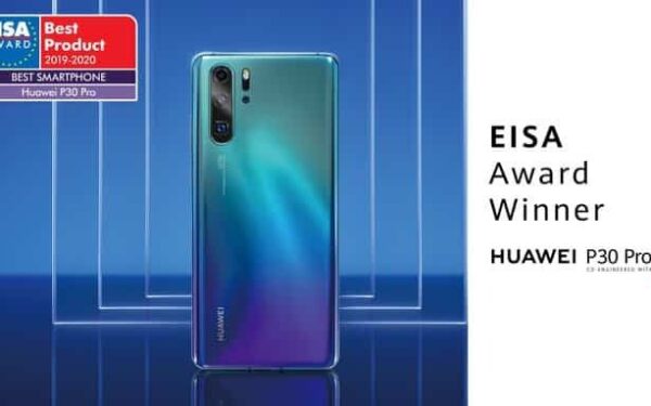 Išrinkti geriausi metų telefonai – „Huawei“ ir Kinijos gamintojai susišlavė visus apdovanojimus