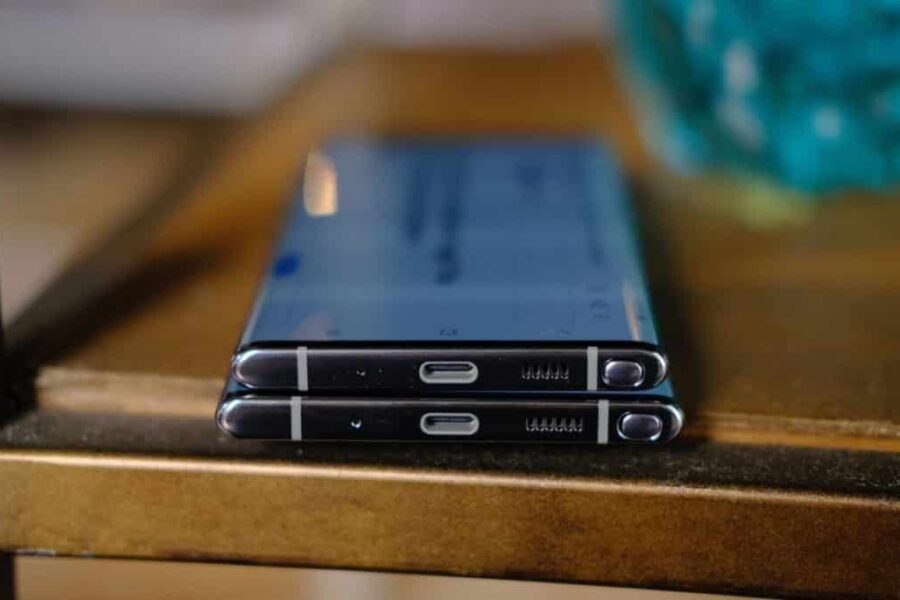 „Samsung” atskleidė priežastis, kodėl „Galaxy Note10” neturi ausinių jungties
