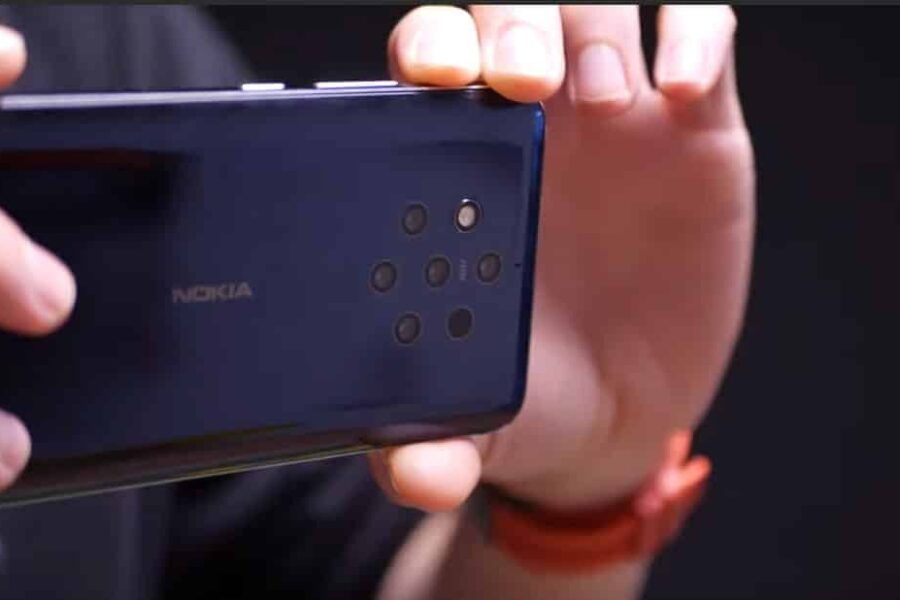 „Nokia“ flagmanui nepadėjo ir 5 kameros – specialistai įvertino „Nokia 9 Pureview“ kamerų galimybes