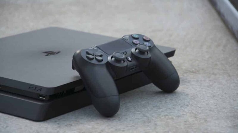 „Playstation 4” žaidimų pultelis už ypatingą kainą: net 33 eurais pigiau nei Lietuvoje