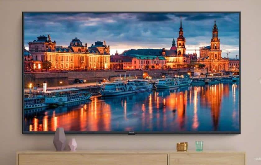 „Redmi“ pristatė savo pirmąjį televizorių – itin žema kaina ir 4K raiška