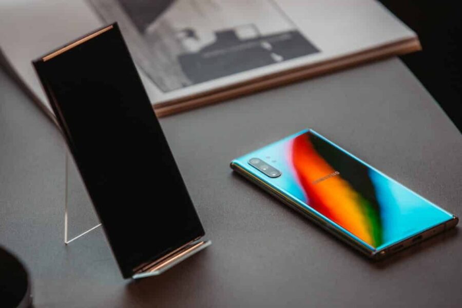 „Samsung“ turi grandiozinių planų – ketina sujungti dvi populiarias telefonų serijas