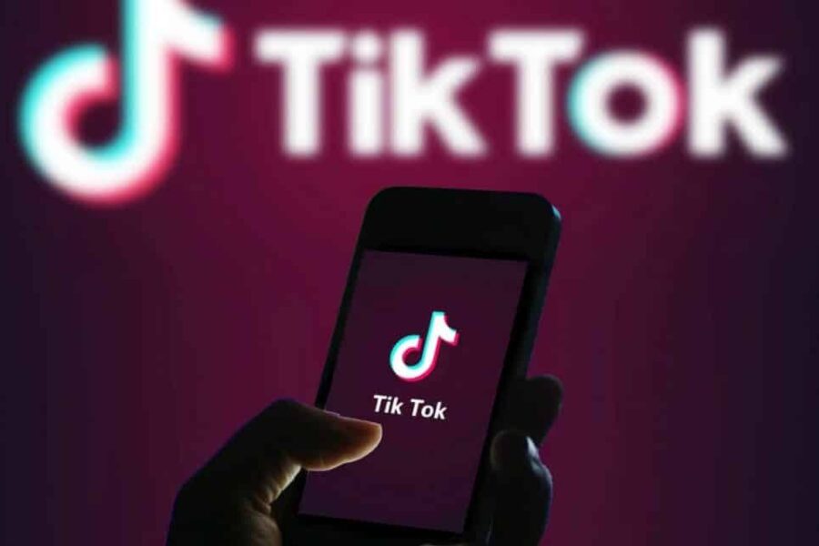 „TikTok“ kūrėjai ir „Smartisan“ jau kitą mėnesį gali pristatyti telefoną