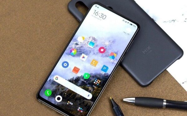 „Xiaomi” rugsėjo 24 d. planuoja išleisti „Huawei Mate 30 Pro” konkurentą