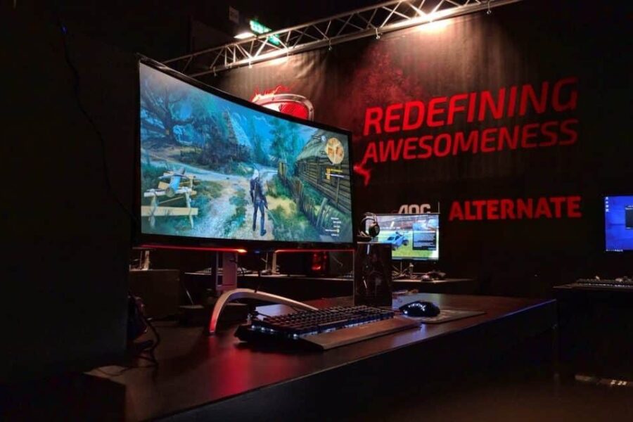 AOC praneša apie naują „AG273QX“ modelį: varžybų lygio monitorių su QHD raiška ir patraukliais HDR vaizdais